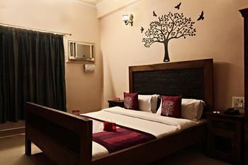 Hotel Oyo Rooms Queens Road Vaishali Nagar