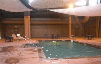 Quinault Sweet Grass Hotel