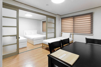 Aparthotel Blooming House Residence