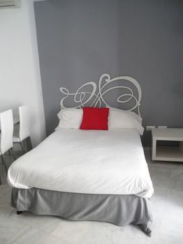 Apartamentos Mariano De Cavia