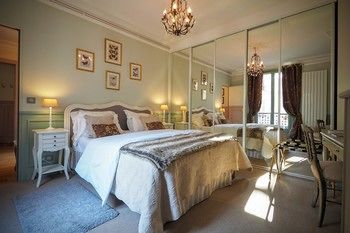 Paris Stay Apartment - Louvre Elegant Suite