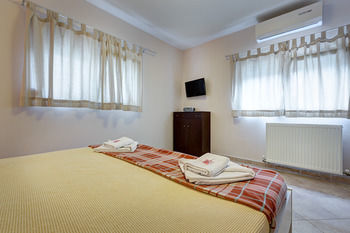 Colors Budget Luxury Hotel