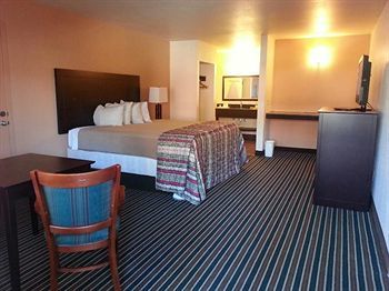 Motel Palm Aire Hotel And Suites