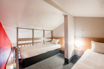 Hotel B&B H�tel Brest Kergaradec