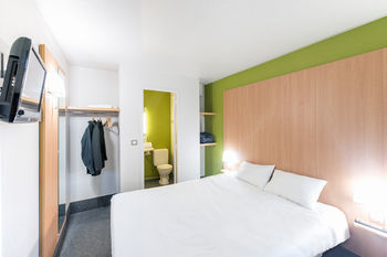 Hotel B&B H�tel Brest Kergaradec