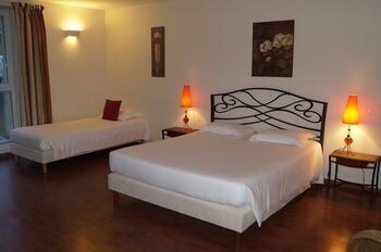 Hotel Domaine De L'hostr�i�re