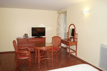 Hotel Domaine De L'hostr�i�re