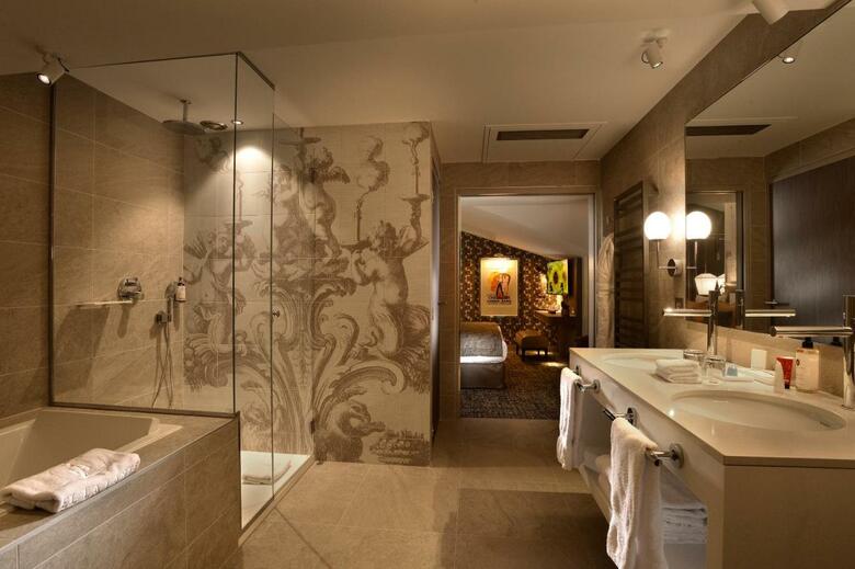 Hotel La Lanterne & Spa By Timhotel