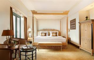 Hotel Melia Purosani