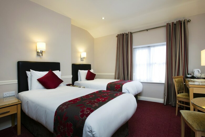 Harcourt Hotel