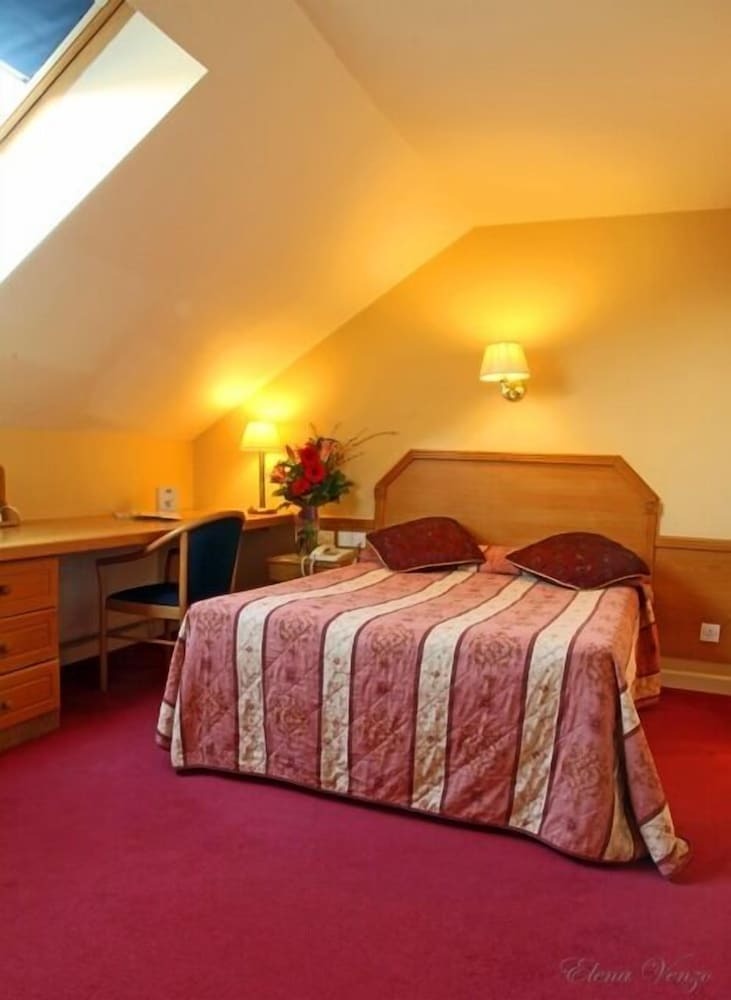 Harcourt Hotel