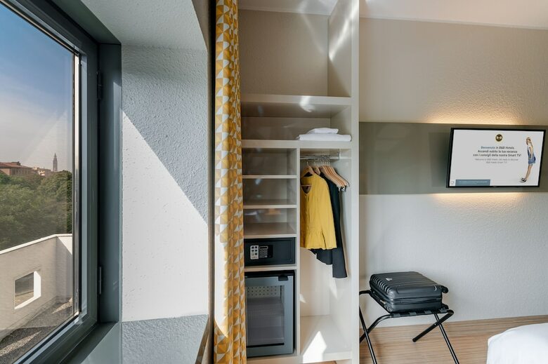 Hotel Ibis