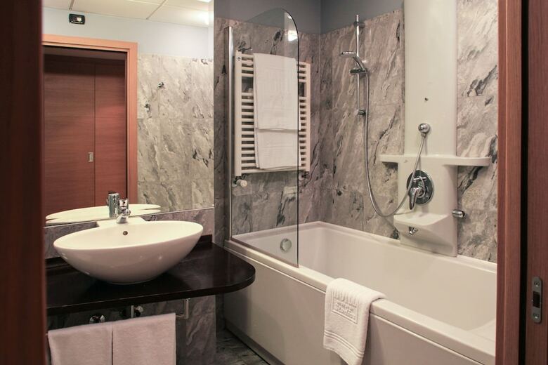 Hotel Studios