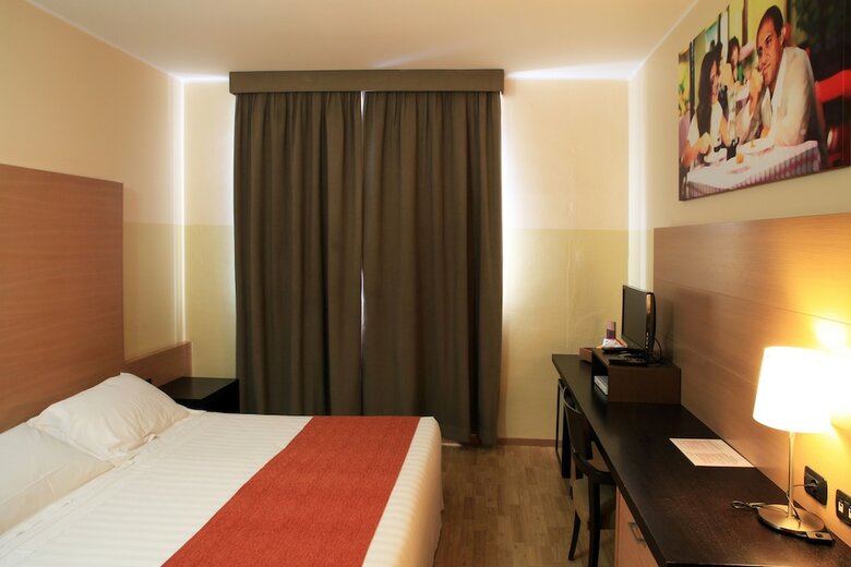 Hotel Studios