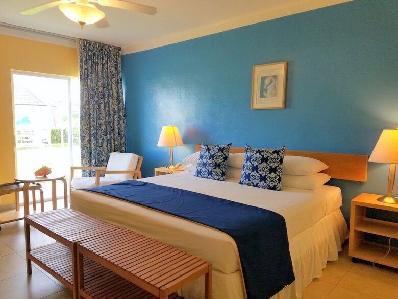 Flamingo Bay Hotel & Marina
