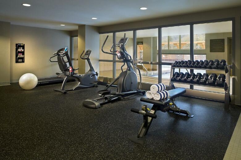 Hotel Executive Suites Garibaldi Springs Resort
