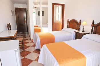 Albergue Hostal Puerto Lepe
