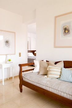 Hotel 9 Muses Santorini Resort