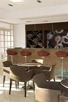 Hotel 9 Muses Santorini Resort