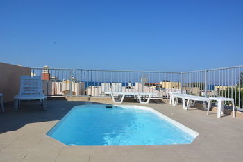 Aparthotel Elia Stalos Apartments