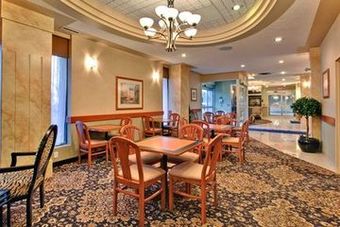 Holiday Inn Express Hotel & Suites Calgary Downtown