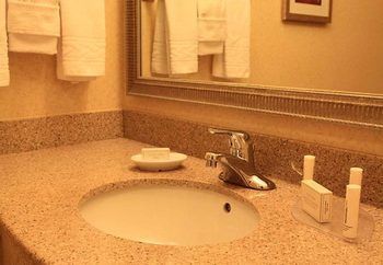 Hotel Fairfield Inn And Suites By Marriott Denton