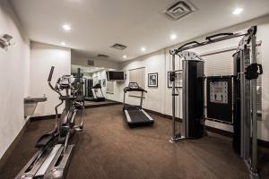 Hotel Sleep Inn & Suites
