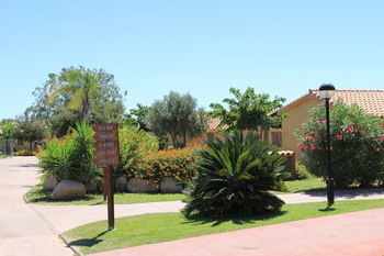 Residencia Rey Beach Club