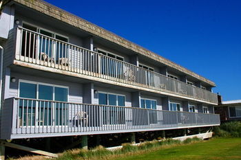 Hotel Surfside Oceanfront Resort
