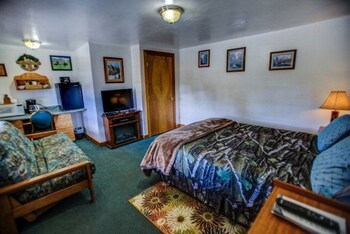 Motel Cascade Lake Inn