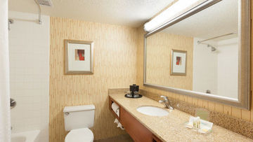 Hotel Holiday Inn Airport
