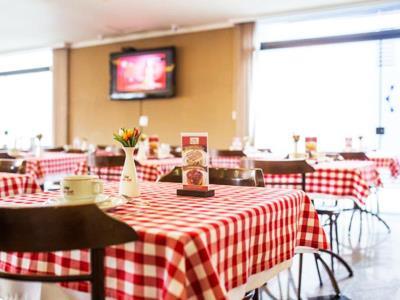Hotel Astron Su�tes S�o Jos� Dos Pinhais