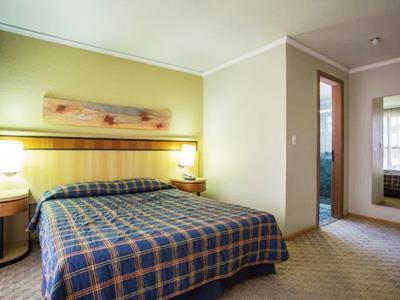Hotel Astron Su�tes S�o Jos� Dos Pinhais