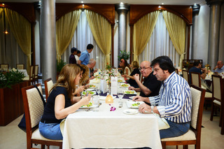 Ree Hotel