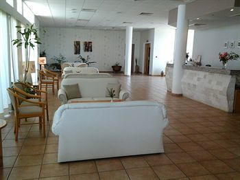 Natura Beach Hotel & Villas