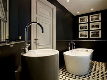 Le Grand Balcon Hotel