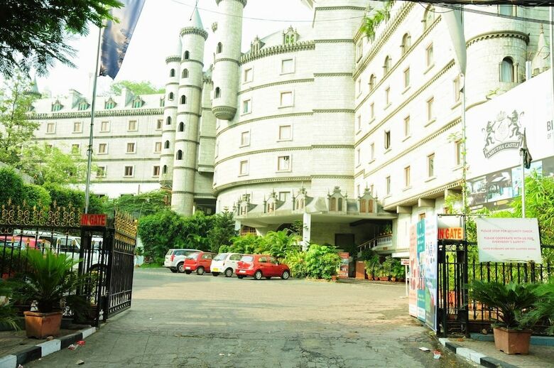 Hotel Best Western Amrutha Castle