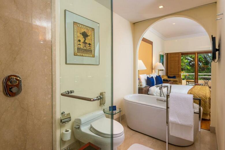 Hotel Oberoi Bangalore