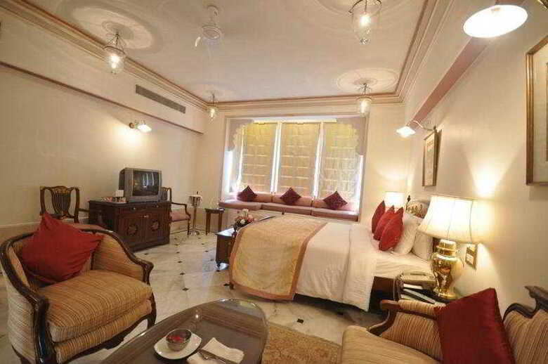 Hotel Fateh Prakash Palace