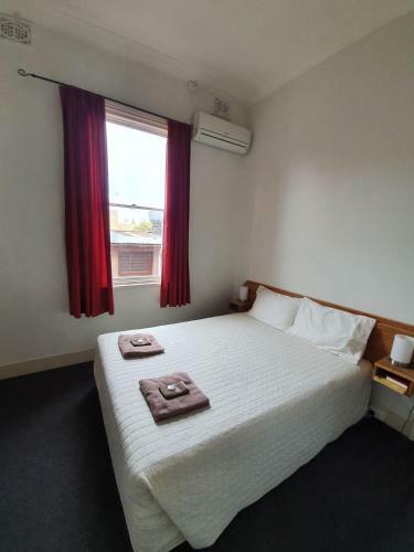 Empire Hotel Goulburn