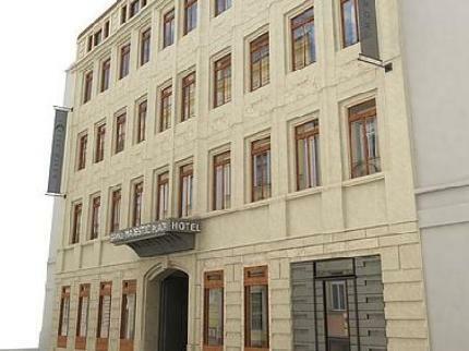 Hotel Grand Majestic Plaza
