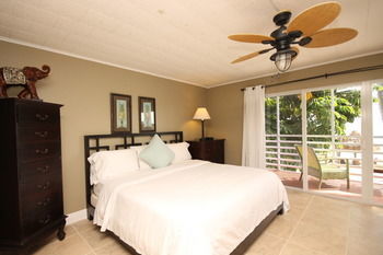 Hotel Drop Anchor Resort And Marina