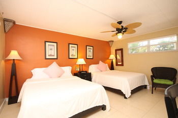 Hotel Drop Anchor Resort And Marina