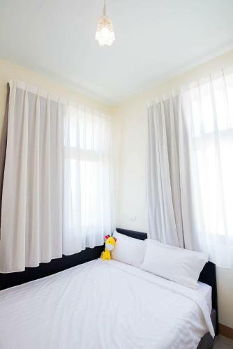 Happiness B&B