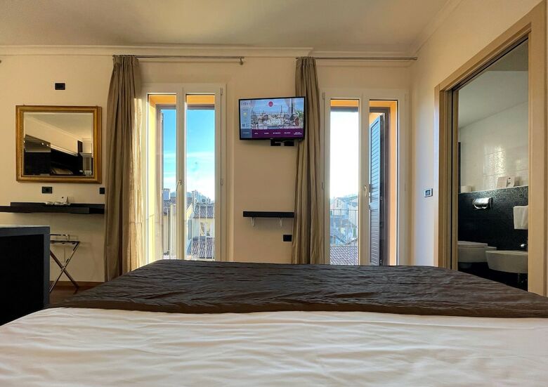 Hotel Touring