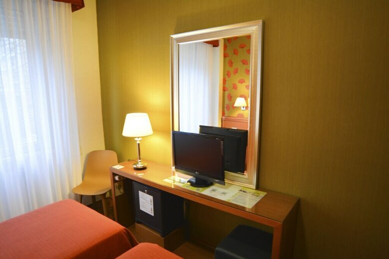 Eco Hotel Milano & Bioriso Restaurant