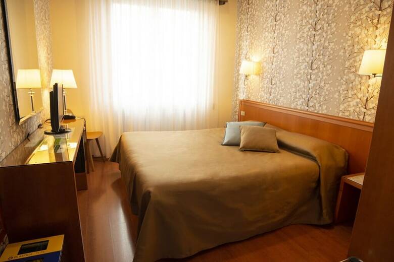 Eco Hotel Milano & Bioriso Restaurant