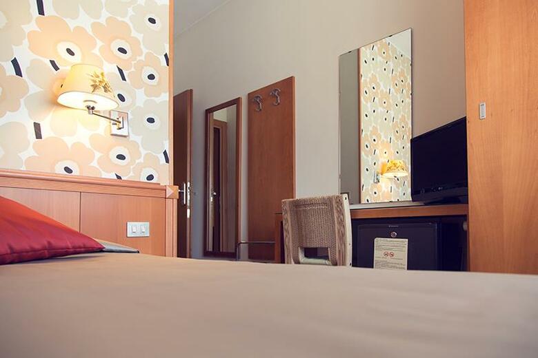 Eco Hotel Milano & Bioriso Restaurant