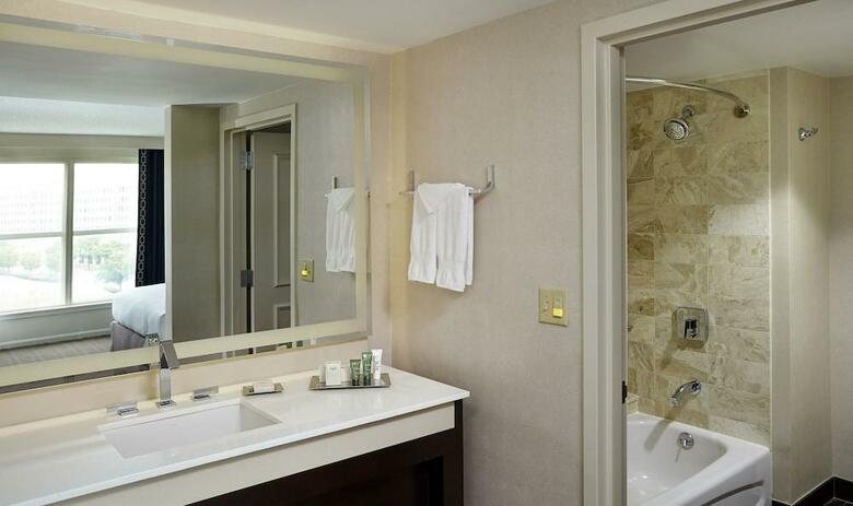 Hotel Hilton Alexandria Old Town