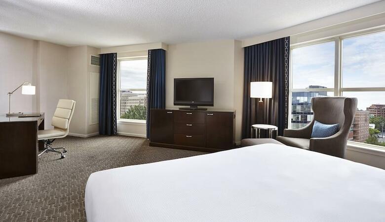 Hotel Hilton Alexandria Old Town